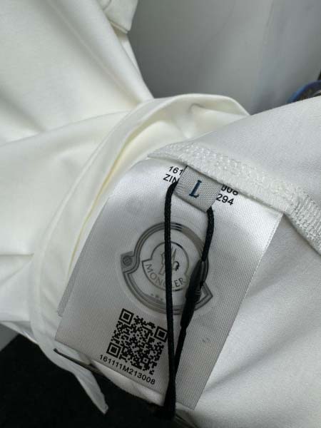 2025年4月25日入荷新作MONCLER半袖Tシャツ 原版复刻高級品香港の会社超厳選★入手困難/誕生日プレゼント/yinx工場