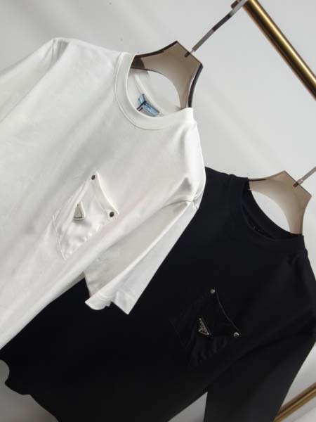 2025年4月26日入荷新作PRADA半袖Tシャツ 原版复刻高級品香港の会社超厳選★入手困難/誕生日プレゼント/yinx工場