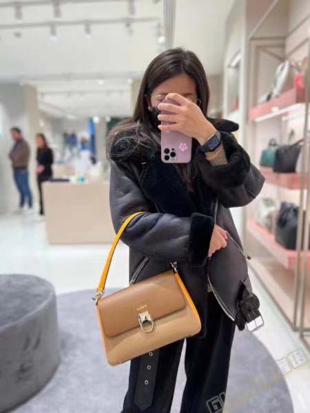 2025年4月27日入荷新作LURLA新品  H02091 SIZE:25*17*9CM  /XX工場