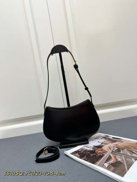 2025年4月27日入荷新作  CELINE 新品Tillyわきの下バッグ  牛革  6610SQ SIZE:23*13.5*4cm  /XX工場