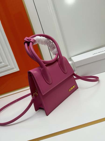 2025年4月27日入荷新作  jacquemus バッグ/ショルダーバッグ/ショルダーバッグ  SIZE:20-15.5-8CM  型番：662  /XX工場