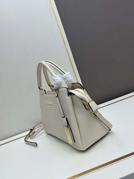 2025年4月27日入荷新作PRADA バッグ 牛革 SIZE::30/21/13c m  /XX工場