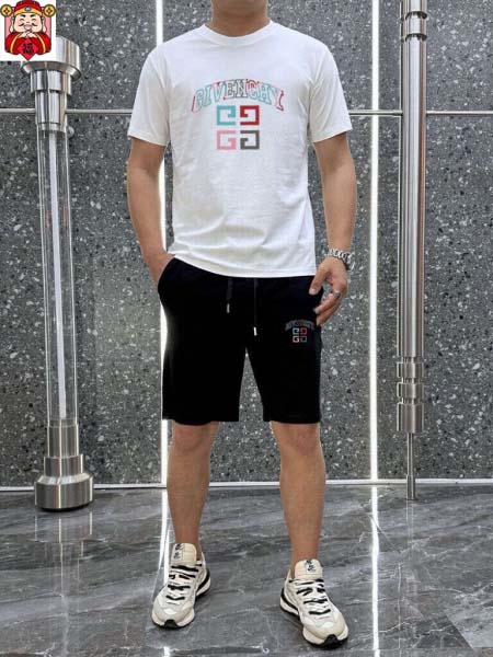 2025年4月2日入荷新作GIVENCHY 夏メンズ 上下セ...