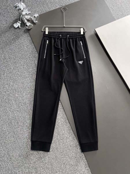 2025年4月2日入荷新作PRADAスウェットパンツ M-3...