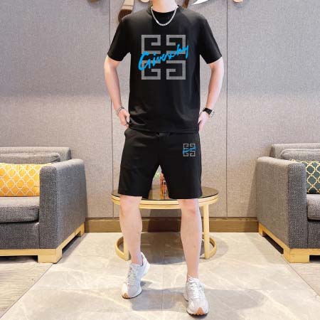2025年4月2日入荷新作GIVENCHY 夏メンズ 上下セ...