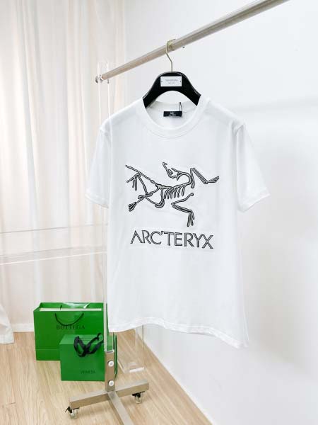 2025年4月4日入荷新作ARCTERYX半袖 Tシャツ高級...