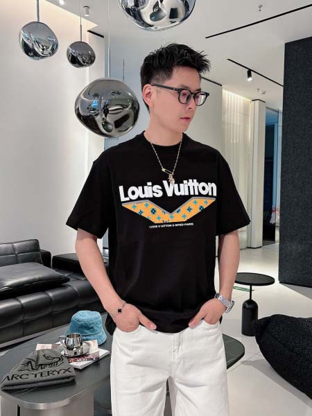 2025年4月4日入荷新作Louis Vuitton半袖 T...