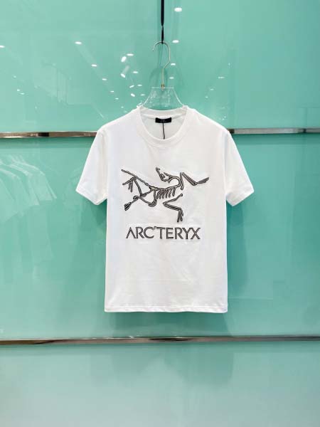 2025年4月6日入荷新作ARCTERYX 半袖 Tシャツ高...