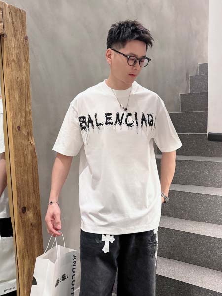 2025年4月6日入荷新作BALENCIAGA半袖 Tシャツ...