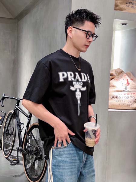 2025年4月6日入荷新作Prada半袖 Tシャツ高級品/L...