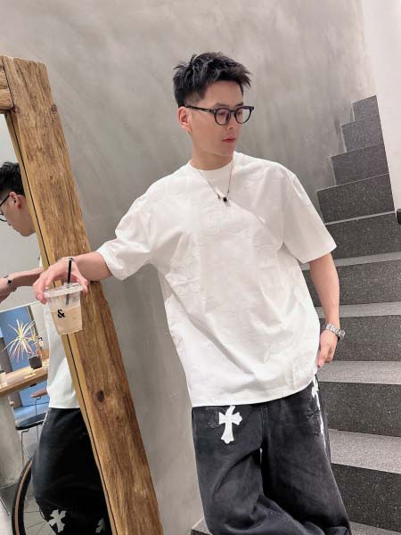 2025年4月6日入荷新作Gucci半袖 Tシャツ高級品/L...