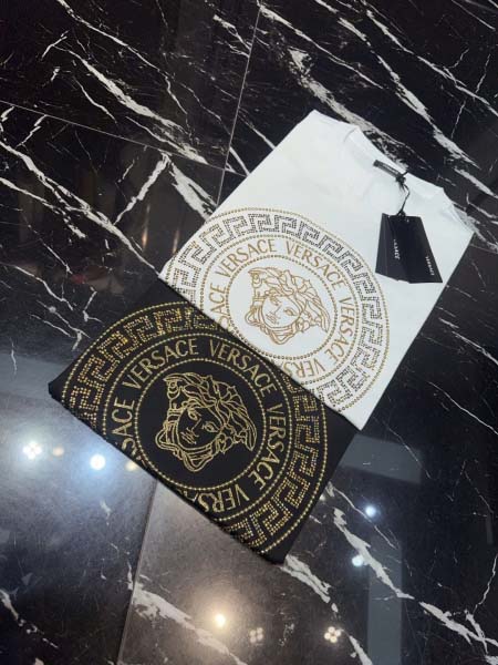 2025年4月8日入荷新作Versace半袖 Tシャツ高級品...