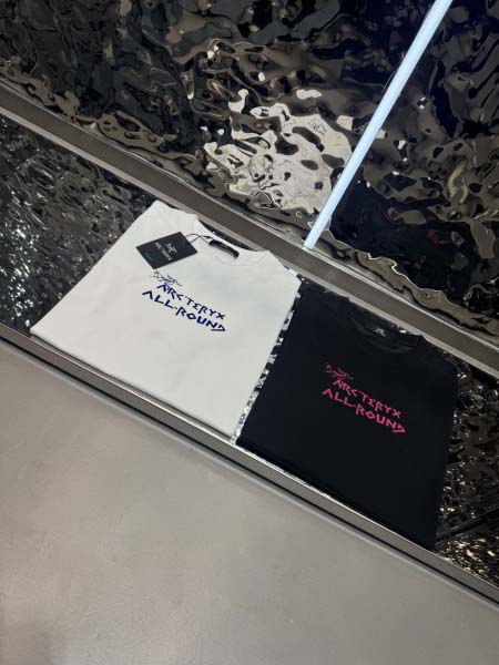 2025年4月9日入荷新作ARCTERYX半袖 Tシャツ高級...