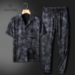 2025年4月9日入荷新作VALENTINO夏服 上下セット メンズ誕生日プレゼントは高級感/LD工場
