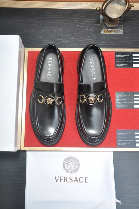 2025年4月10日入荷新品Versaceおすすめ人気メンズ...