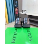 2025年4月10日入荷新品BOTTEGA VENENTA おすすめ人気メンズ靴本革製ギフト/誕生日/TL工場