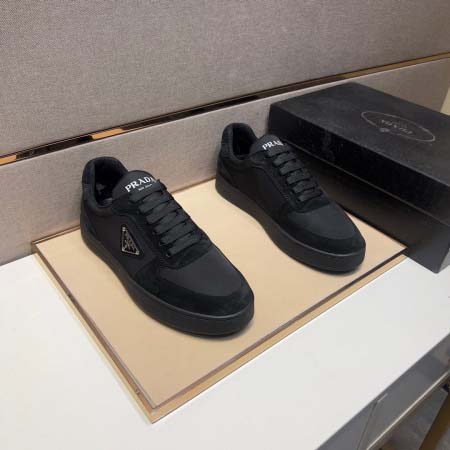 2025年4月10日入荷新品Pradaカジュアルシューズ/ス...