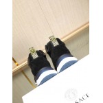 2025年4月10日入荷新品Versaceカジュアルシューズ/スニーカー｜メンズ革靴本革製ギフト/誕生日/TL工場