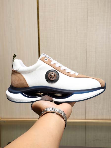 2025年4月10日入荷新品Versaceカジュアルシューズ...