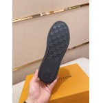 2025年4月11日入荷新品Louis Vuittonカジュアルシューズ/スニーカー｜メンズ革靴本革製ギフト/誕生日/TL工場