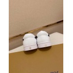 2025年4月11日入荷新品burberryカジュアルシューズ/スニーカー｜メンズ革靴本革製ギフト/誕生日/TL工場