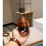 2025年4月11日入荷新品GUCCIカジュアルシューズ/スニーカー｜メンズ革靴本革製ギフト/誕生日/TL工場