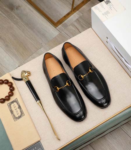 2025年4月11日入荷新品GUCCIカジュアルシューズ/ス...