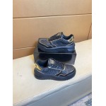 2025年4月11日入荷新品Versaceカジュアルシューズ/スニーカー｜メンズ革靴本革製ギフト/誕生日/TL工場