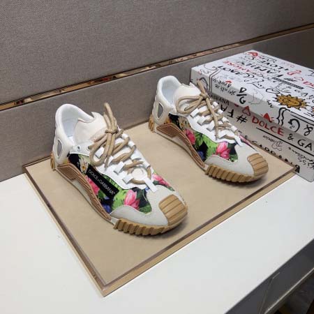 2025年4月11日入荷新品Dolce&Gabbanaカジュ...