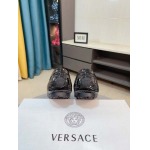 2025年4月11日入荷新品VERSACEカジュアルシューズ/スニーカー｜メンズ革靴本革製ギフト/誕生日/TL工場