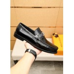 2025年4月11日入荷新品LOUIS VUITTONカジュアルシューズ/スニーカー｜メンズ革靴本革製ギフト/誕生日/TL工場