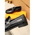 2025年4月11日入荷新品LOUIS VUITTONカジュアルシューズ/スニーカー｜メンズ革靴本革製ギフト/誕生日/TL工場