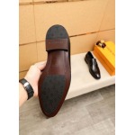 2025年4月11日入荷新品LOUIS VUITTONカジュアルシューズ/スニーカー｜メンズ革靴本革製ギフト/誕生日/TL工場