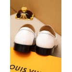 2025年4月11日入荷新品LOUIS VUITTONカジュアルシューズ/スニーカー｜メンズ革靴本革製ギフト/誕生日/TL工場