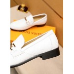 2025年4月11日入荷新品LOUIS VUITTONカジュアルシューズ/スニーカー｜メンズ革靴本革製ギフト/誕生日/TL工場