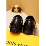 2025年4月11日入荷新品LOUIS VUITTONカジュアルシューズ/スニーカー｜メンズ革靴本革製ギフト/誕生日/TL工場