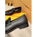 2025年4月11日入荷新品LOUIS VUITTONカジュアルシューズ/スニーカー｜メンズ革靴本革製ギフト/誕生日/TL工場