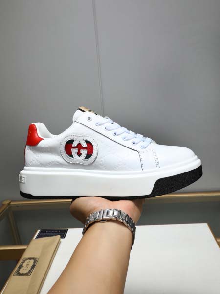 2025年4月11日入荷新品GUCCIカジュアルシューズ/ス...