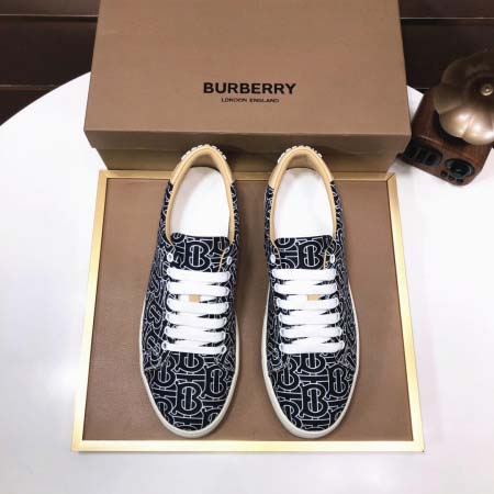 2025年4月11日入荷新品burberryカジュアルシュー...