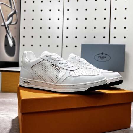 2025年4月11日入荷新品Pradaカジュアルシューズ/ス...