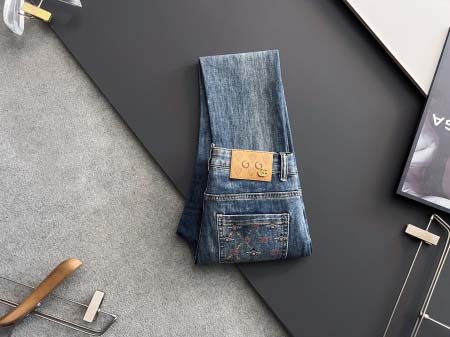 2025年4月14日入荷春夏 新作Gucciジーパン高級なプ...