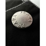 2025年4月17日入荷春夏新作 高級品原版復刻Prada半ズボンMOMO工場