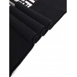 2025年4月17日入荷春夏新作 高級品原版復刻Fendiニットの半袖MOMO工場