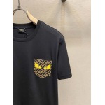 2025年4月19日入荷新作Fendi半袖Tシャツ 超厳選★誕生日プレゼント/結婚祝い/内祝い/贈り物/YI+YI工場S-XXL