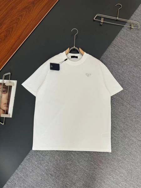 2025年4月19日入荷新作Prada半袖Tシャツ 超厳選★...