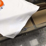 2025年4月19日入荷新作HERMES半袖Tシャツ 超厳選★誕生日プレゼント/結婚祝い/内祝い/贈り物/YI+YI工場M-3XL