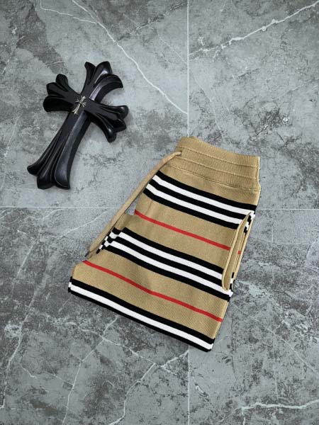 2025年4月21日入荷新作BURBERRY半ズボン★誕生日...