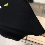 2025年4月22日入荷新作FENDI 半袖 Tシャツ★誕生日プレゼント/ファッションの流行/贈り物/YI+YI工場M-XXXL