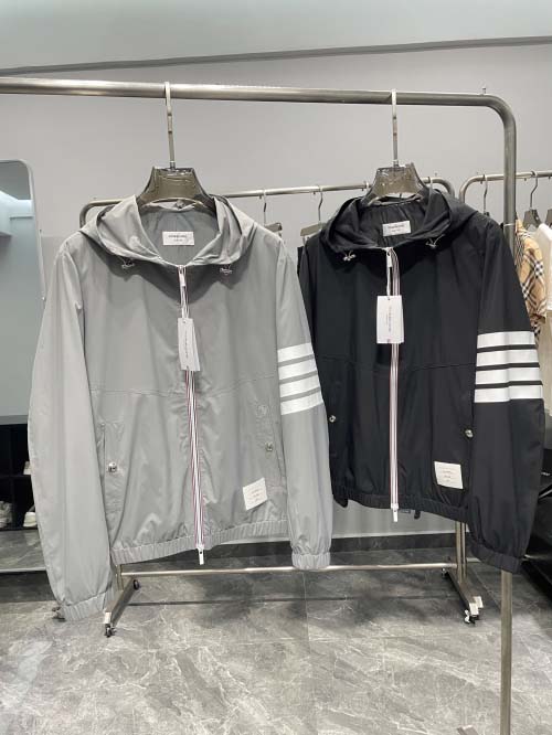 2025年4月23日入荷新作春秋Thom Browneジャケ...