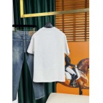 2025年4月25日入荷新作LOEWE半袖Tシャツ 原版复刻高級品香港の会社超厳選★入手困難/誕生日プレゼント/yinx工場